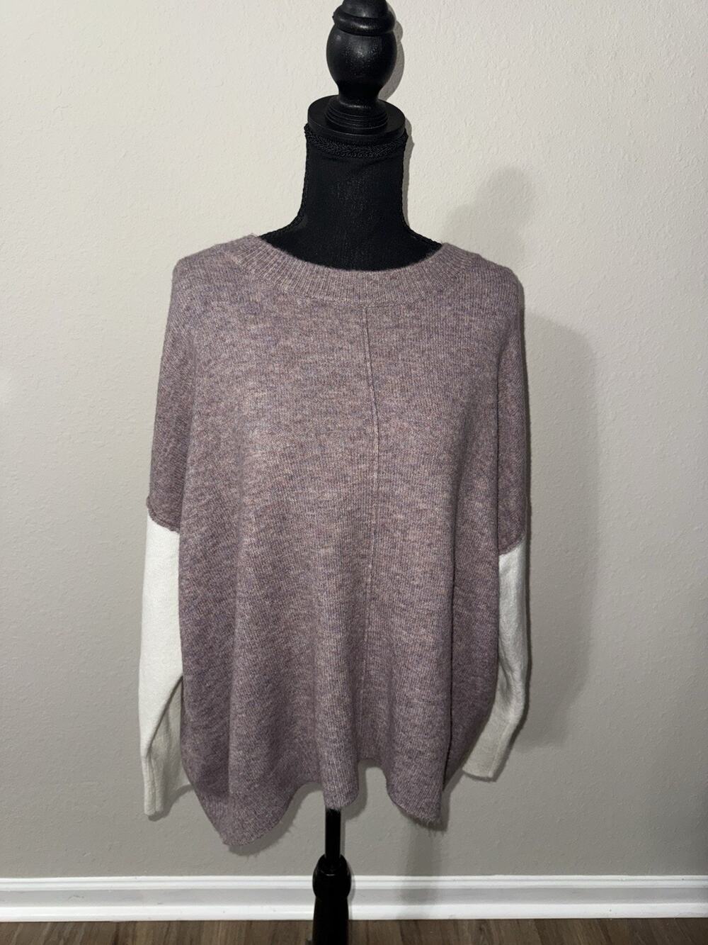 Vince Camuto Sweater L Purple Cream Colorblock Oversized Knit Pullover Large